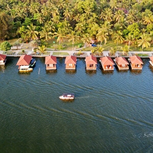 Kerala With Poovar Island Tour Package